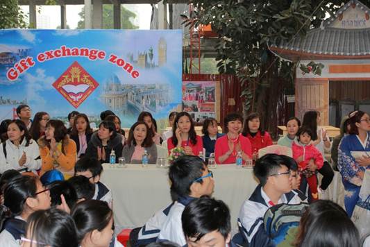 Cảm nhận của học sinh về “Ngày Hội ngôn ngữ quốc tế” tại trường THCS Thăng Long