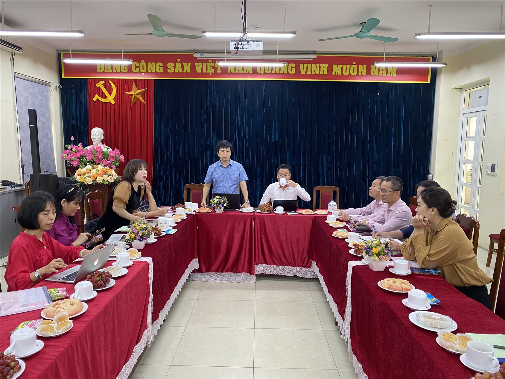 Trường THCS Thăng Long đón đoàn thanh tra sở giáo dục thành phố Hà Nội